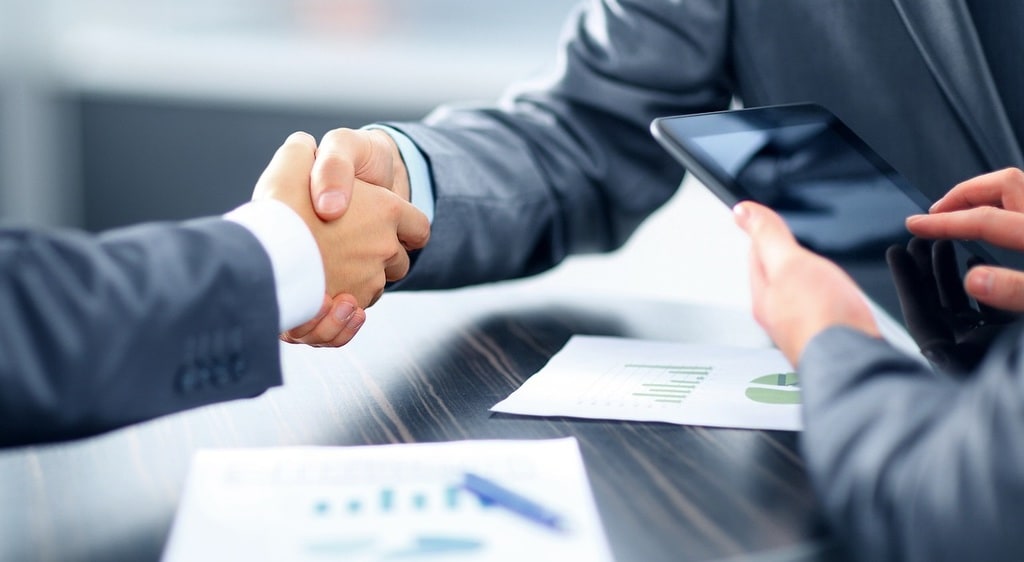 Les qualités essentielles pour devenir un leader efficace